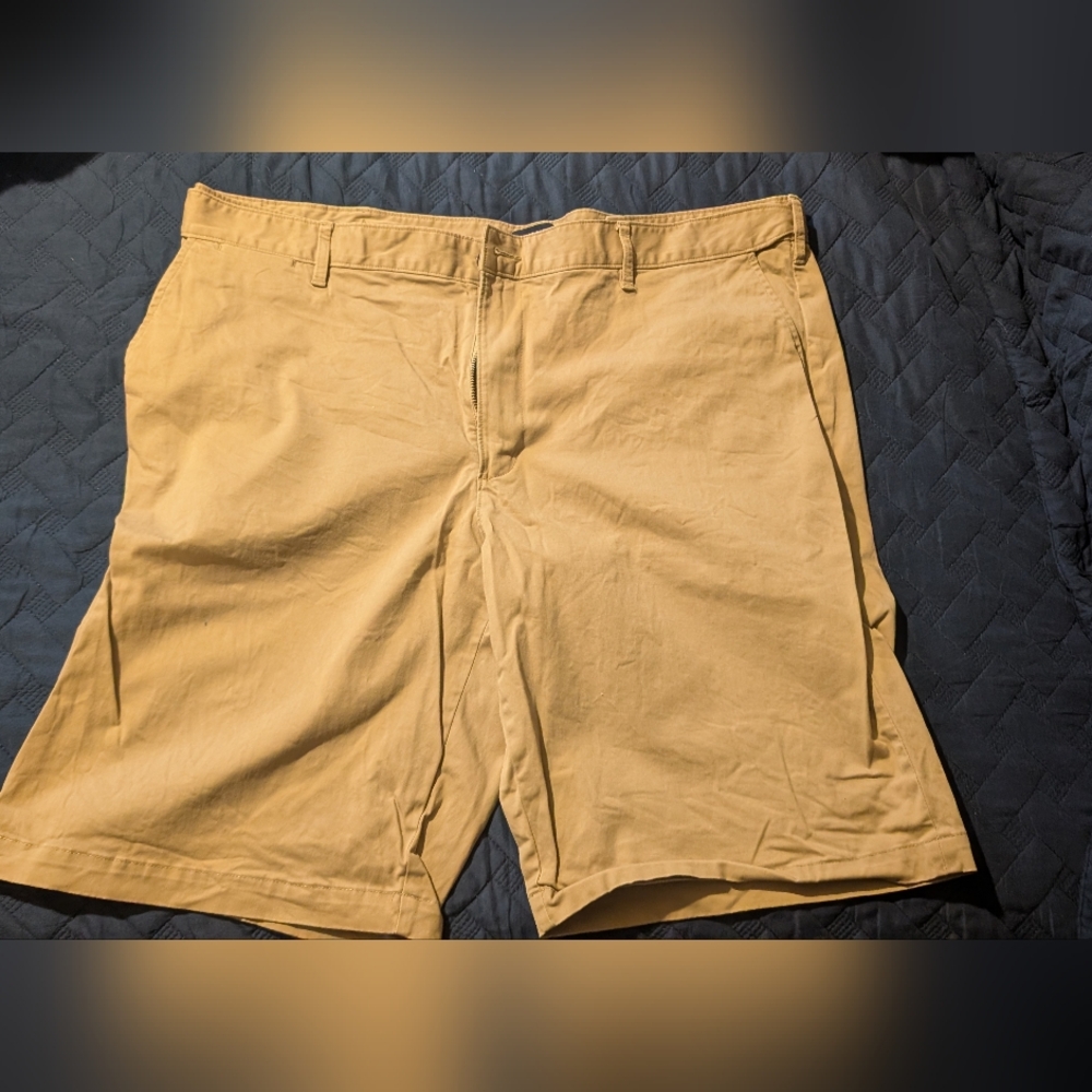 Lands' End Men's Khaki Flat Front Shorts